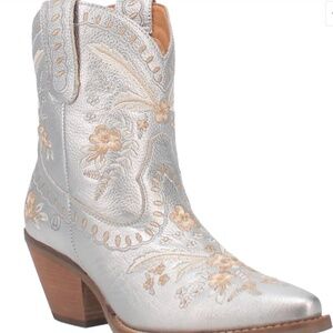 Dingo Primrose Women's Silver Embroidered Ankle Boots 7.5